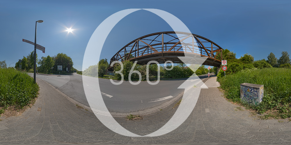 Die alte Eisenbahnbrücke